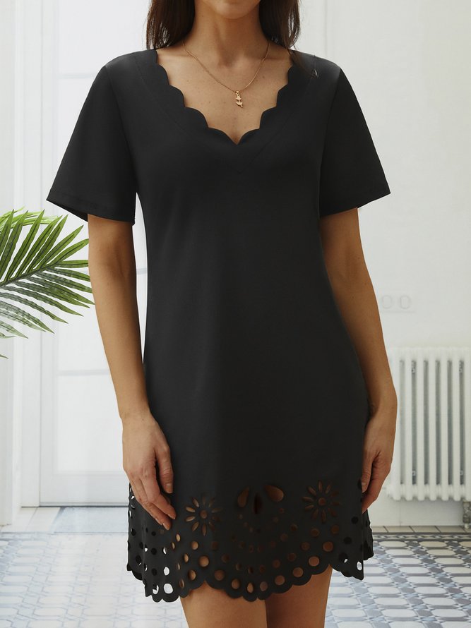 Elegant Black Wavy Neckline Cutout Hem Short Sleeve Knit Dress